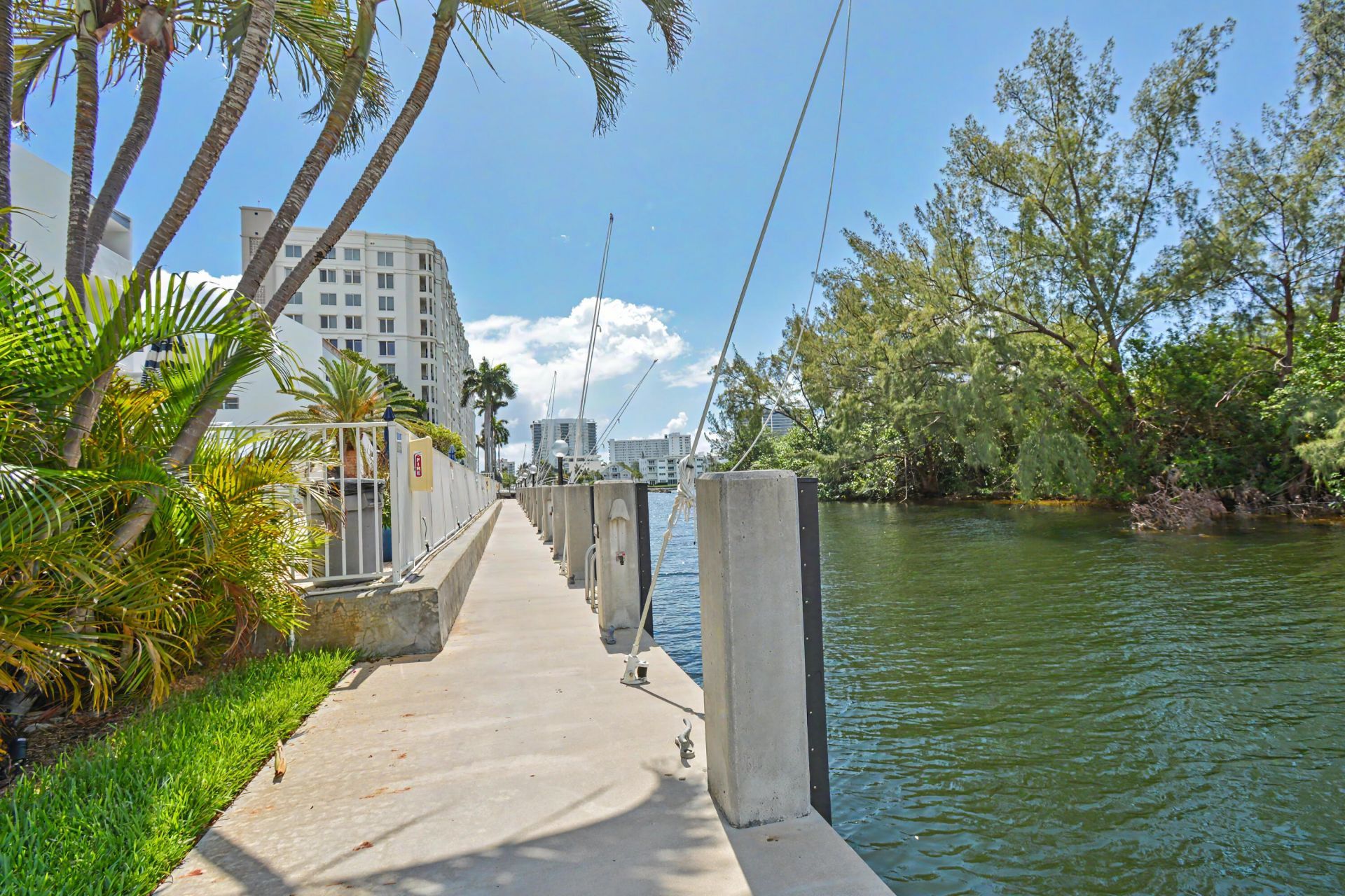 2840 NE 14th St, Unit 405a, Pompano Beach, FL 33062 Photo
