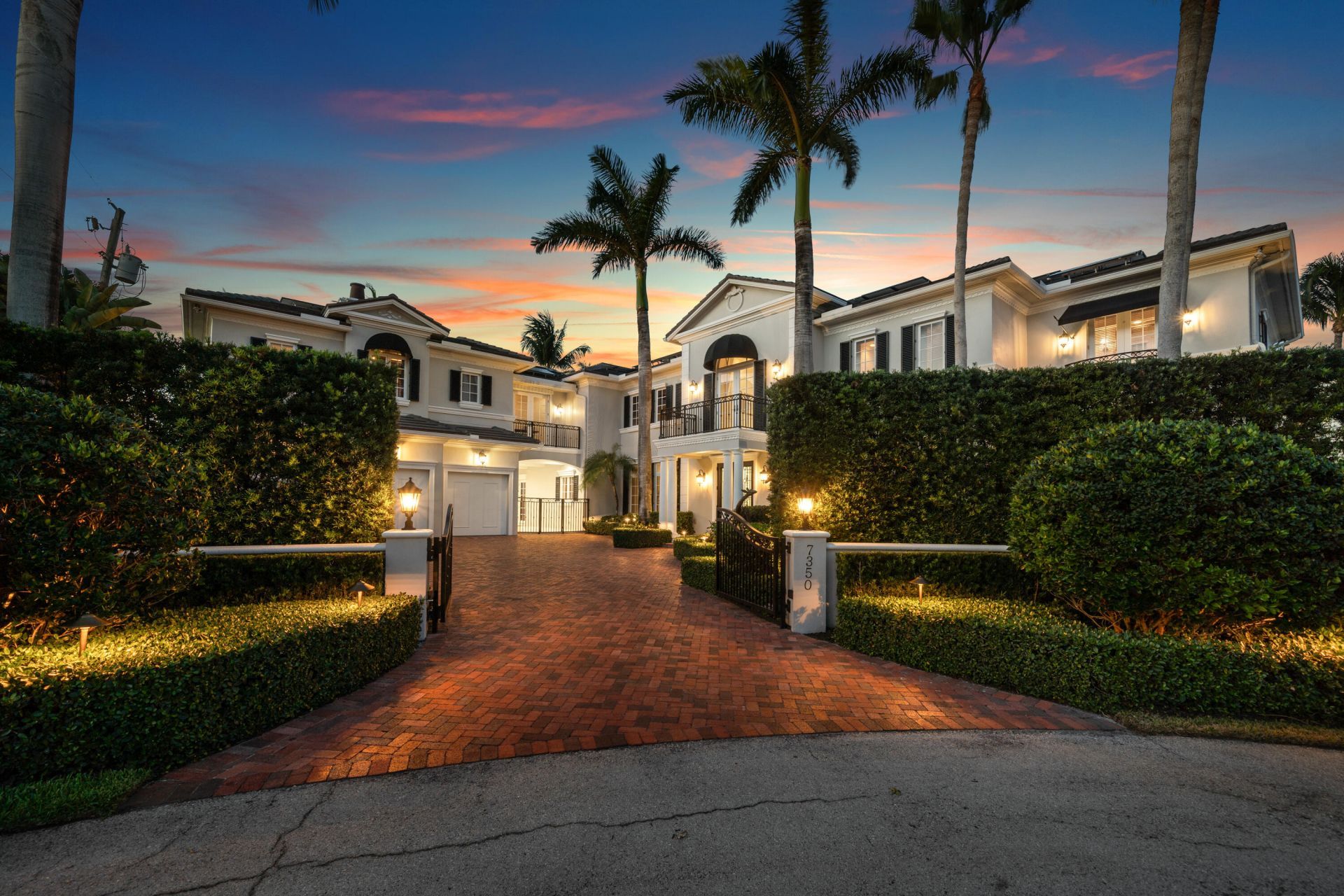 7350 NE 8th Drive, Boca Raton, FL 33487 Photo