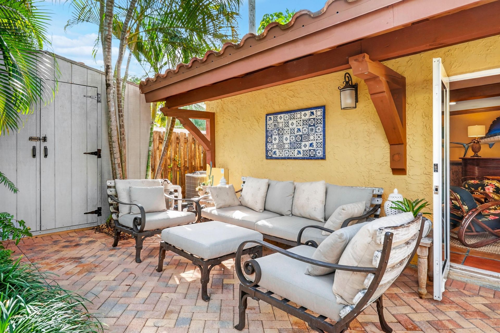 348 Plymouth Road, West Palm Beach, FL 33405 Photo