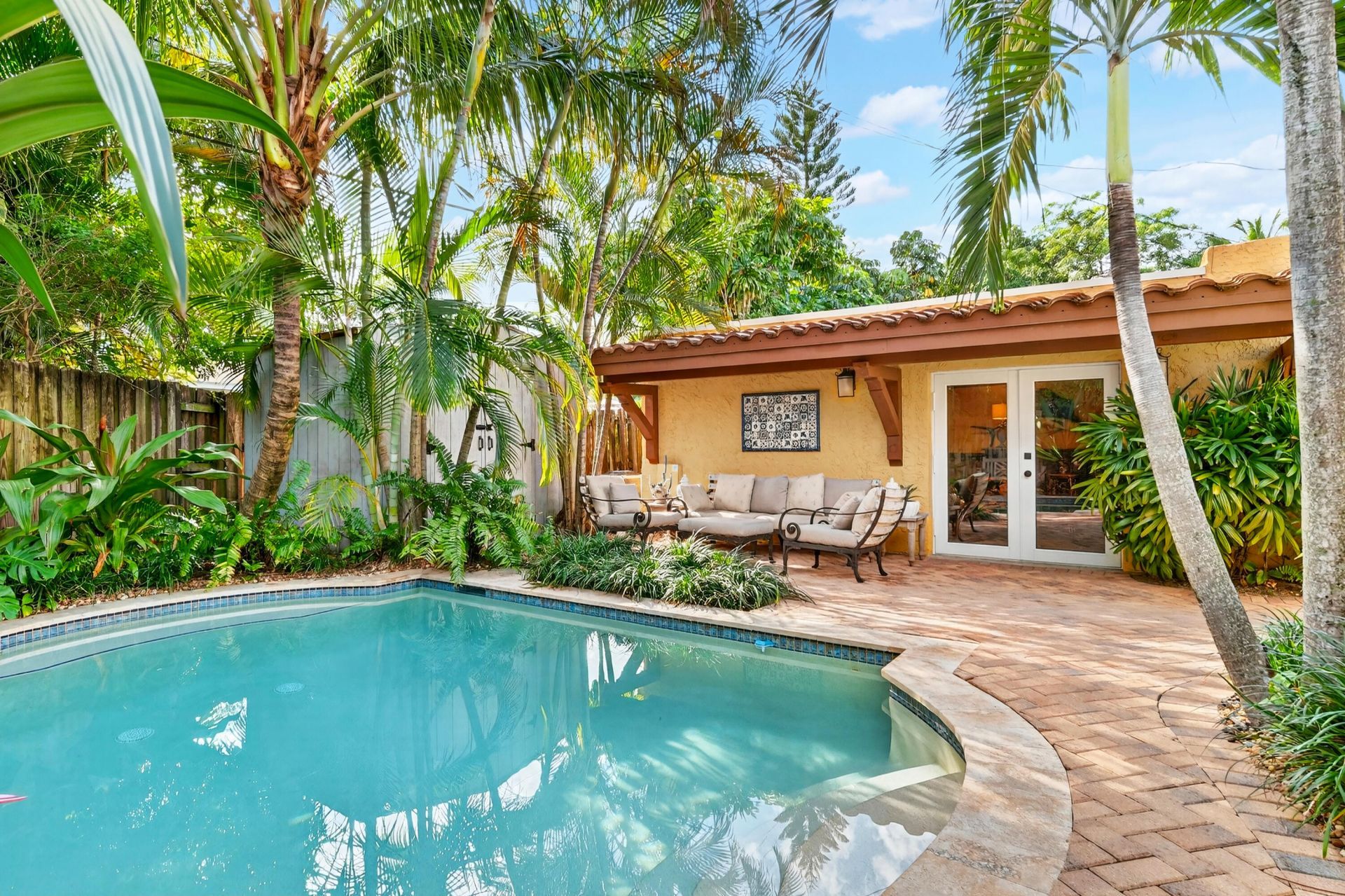 348 Plymouth Road, West Palm Beach, FL 33405 Photo