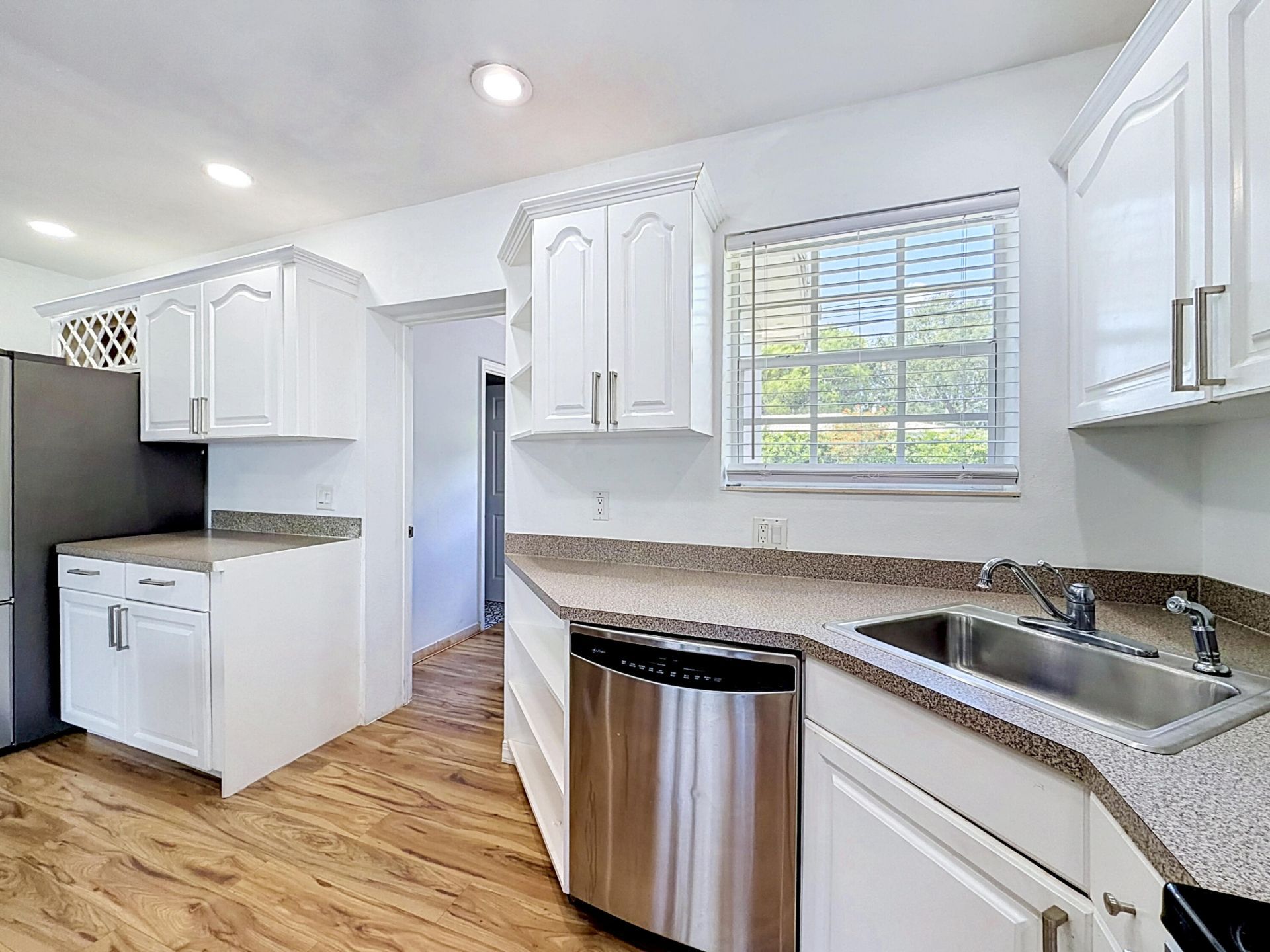 2000 NE 62nd Street, Fort Lauderdale, FL 33308 Photo