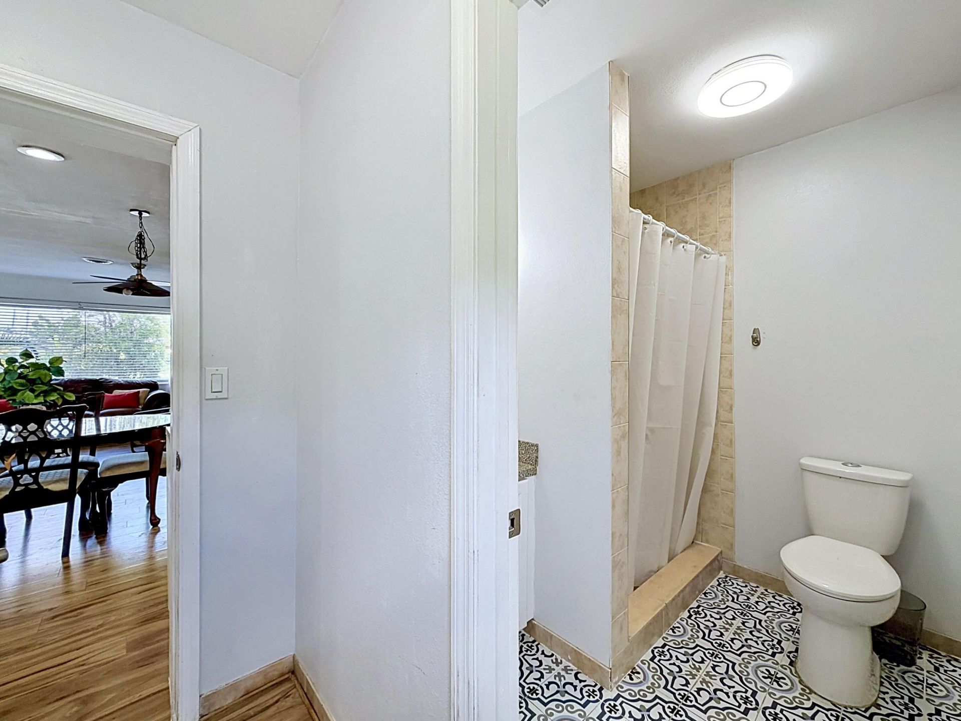 2000 NE 62nd Street, Fort Lauderdale, FL 33308 Photo