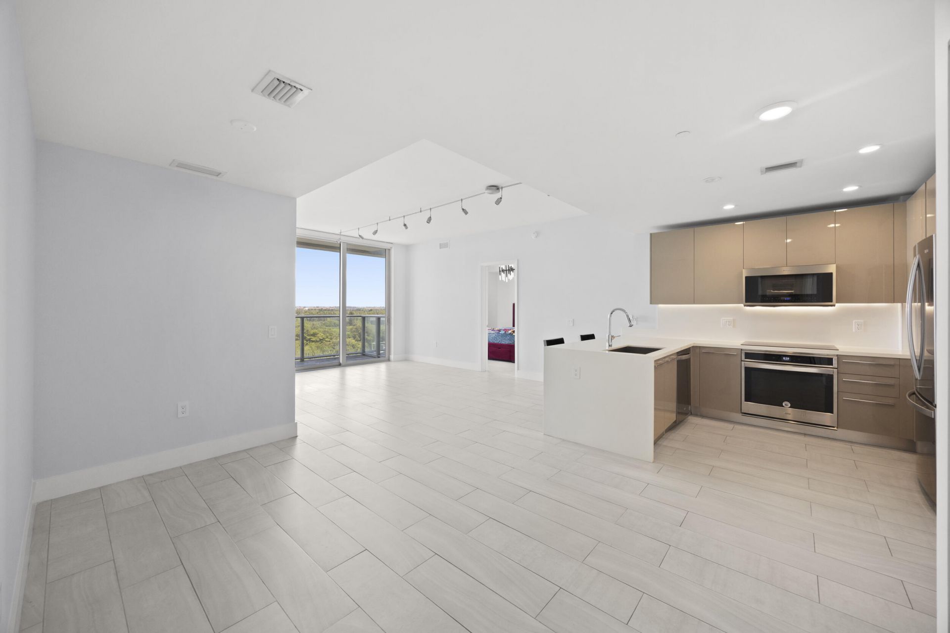 2000 Metropica Way, Unit 802, Sunrise, FL 33323 Photo