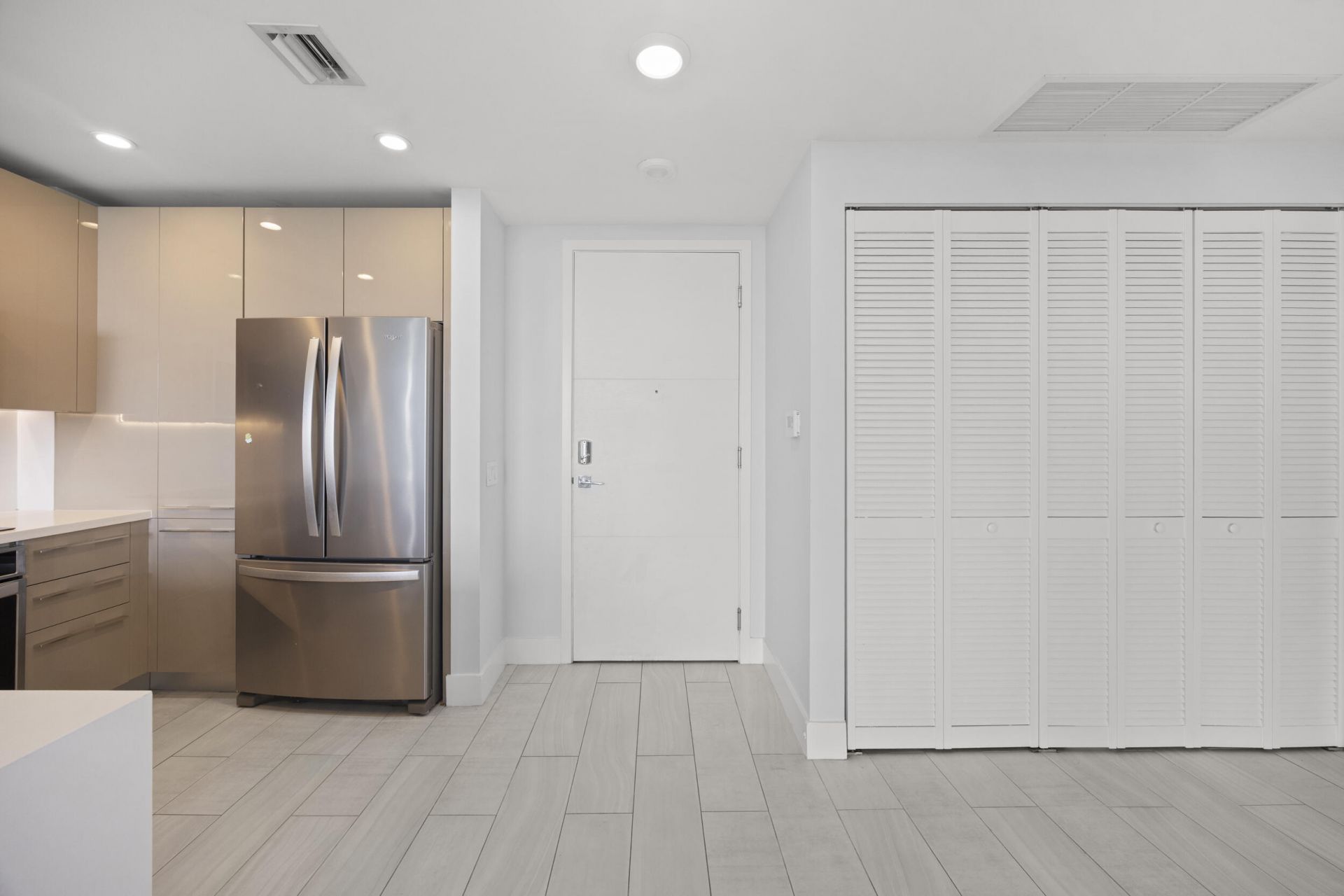 2000 Metropica Way, Unit 802, Sunrise, FL 33323 Photo