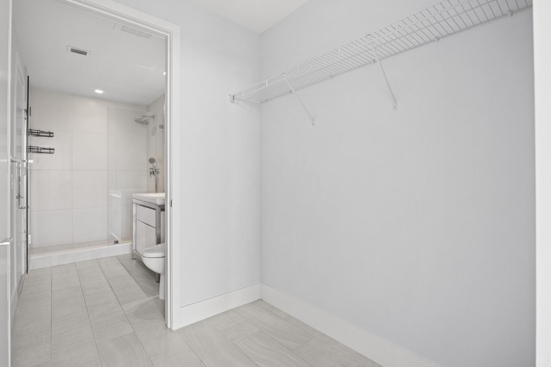 2000 Metropica Way, Unit 802, Sunrise, FL 33323 Photo
