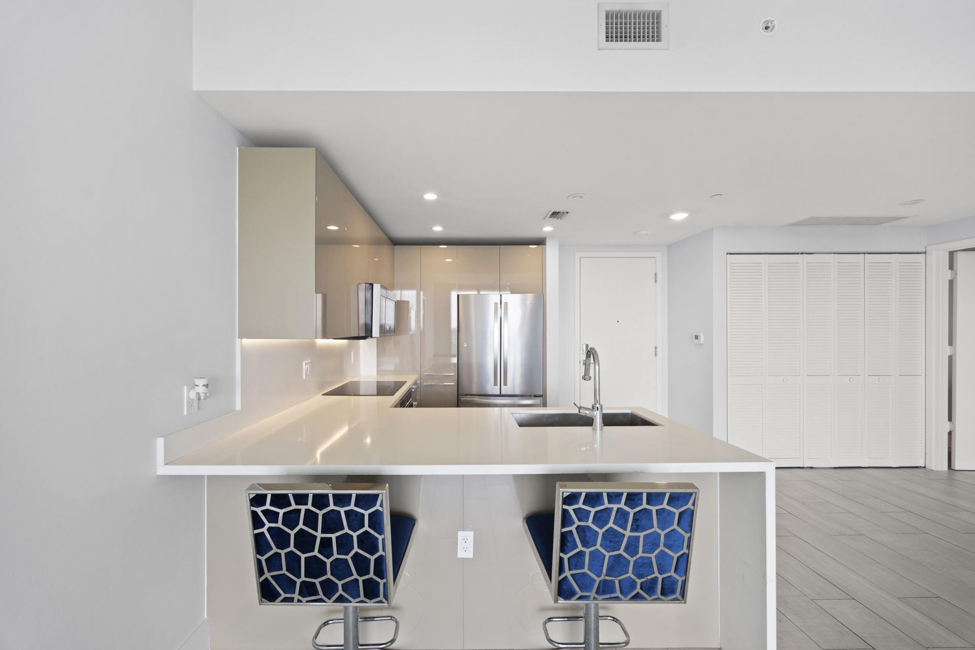 2000 Metropica Way, Unit 802, Sunrise, FL 33323 Photo