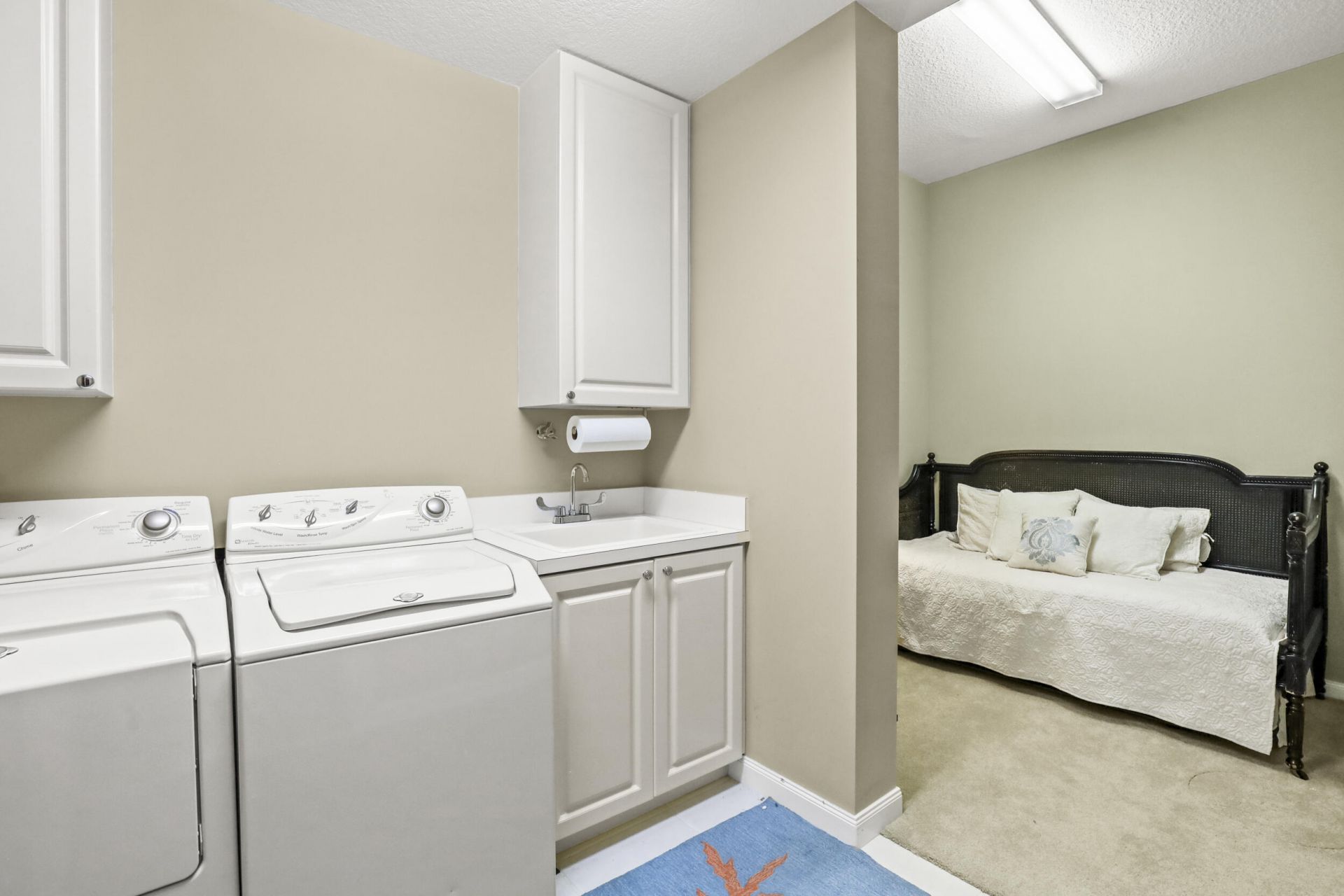 26 Harbour Isle Drive W, Unit Ph06, Fort Pierce, FL 34949 Photo