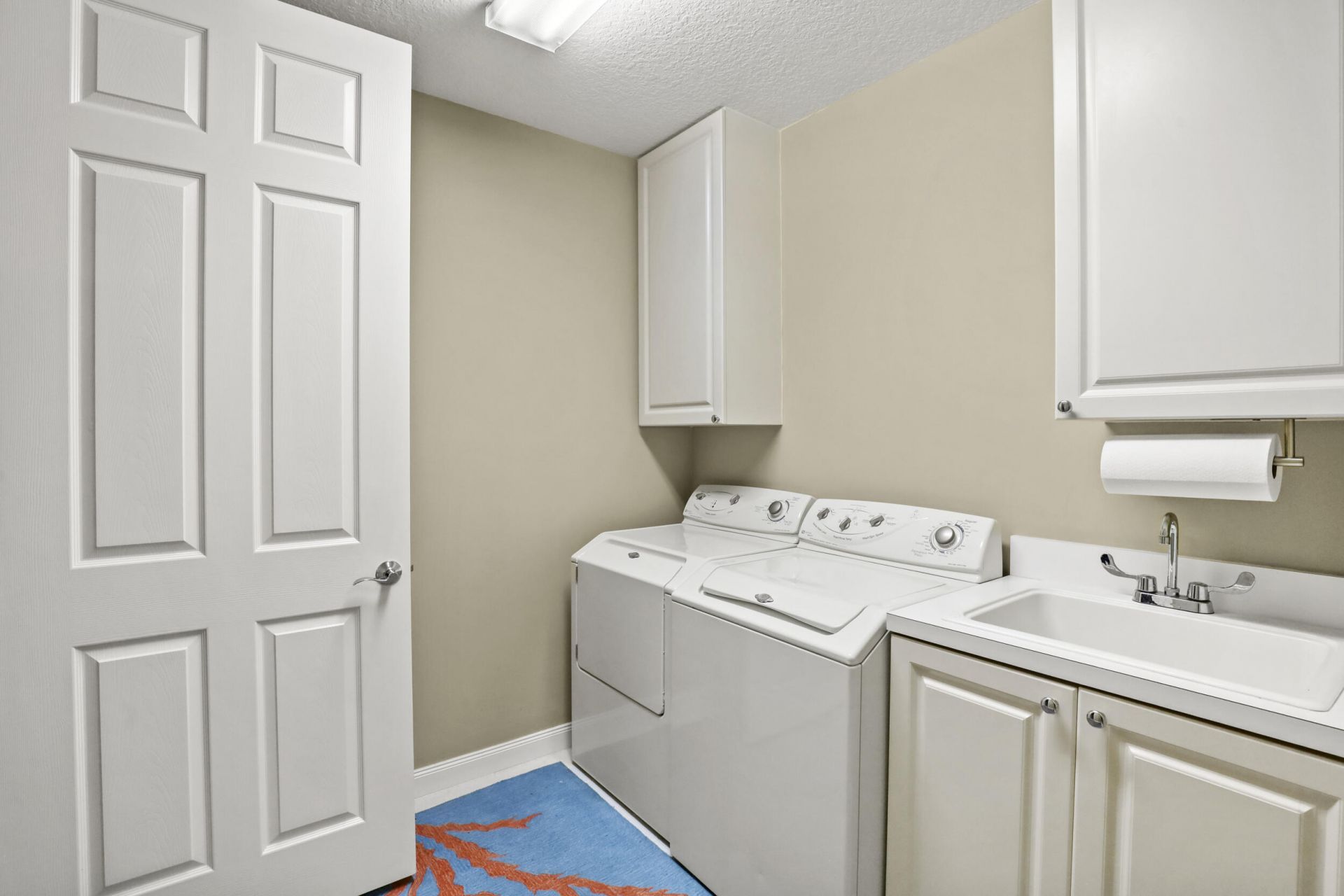 26 Harbour Isle Drive W, Unit Ph06, Fort Pierce, FL 34949 Photo