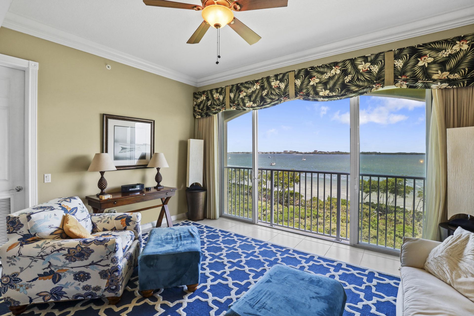 26 Harbour Isle Drive W, Unit Ph06, Fort Pierce, FL 34949 Photo