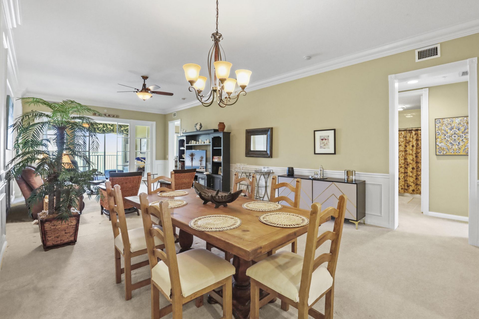 26 Harbour Isle Drive W, Unit Ph06, Fort Pierce, FL 34949 Photo