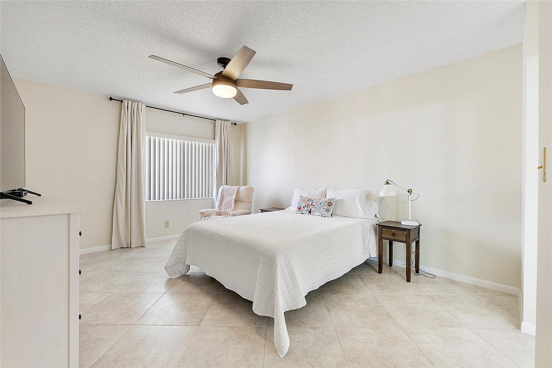 8230 Springtree Road, Boca Raton, FL 33496 Photo