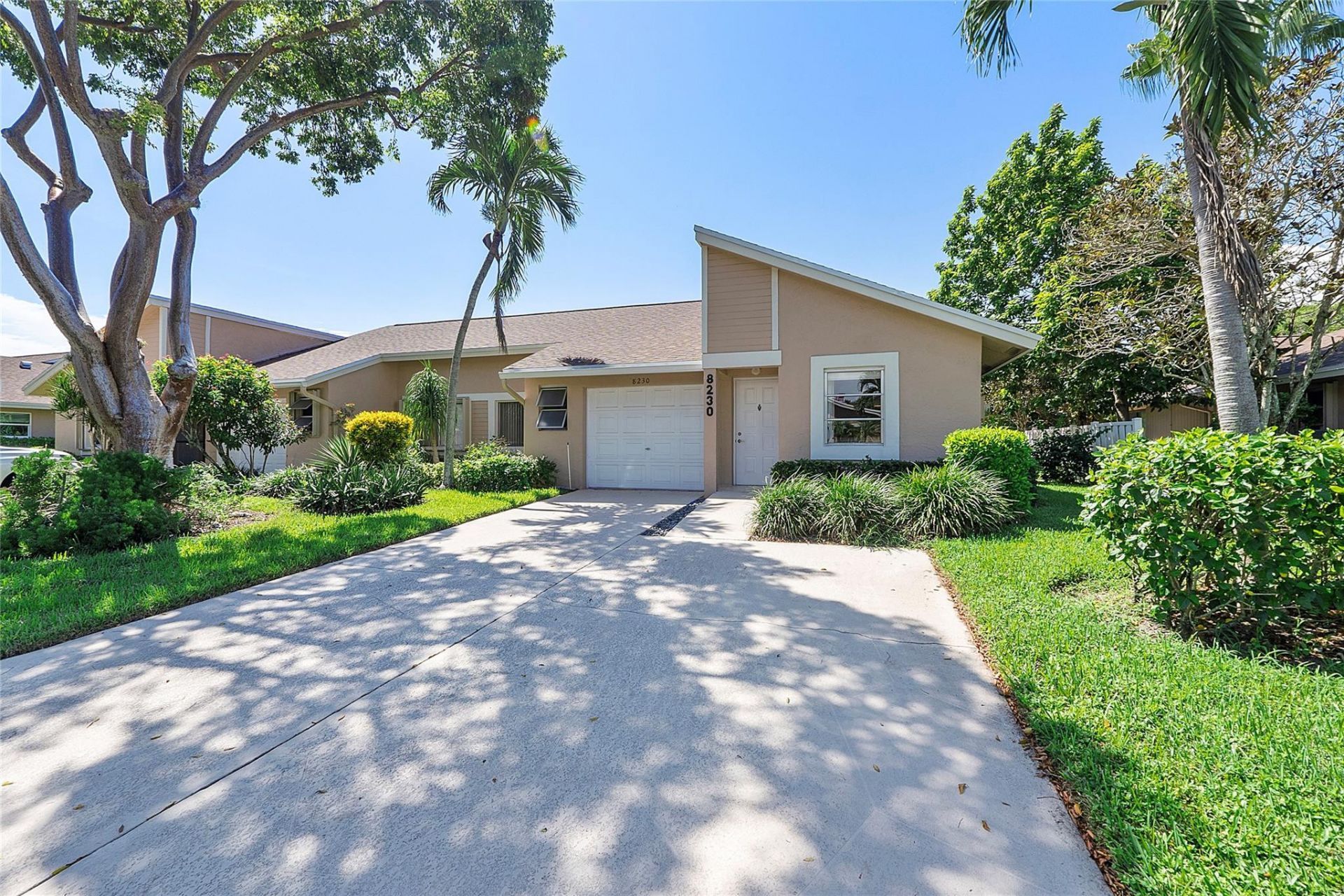 8230 Springtree Road, Boca Raton, FL 33496 Photo