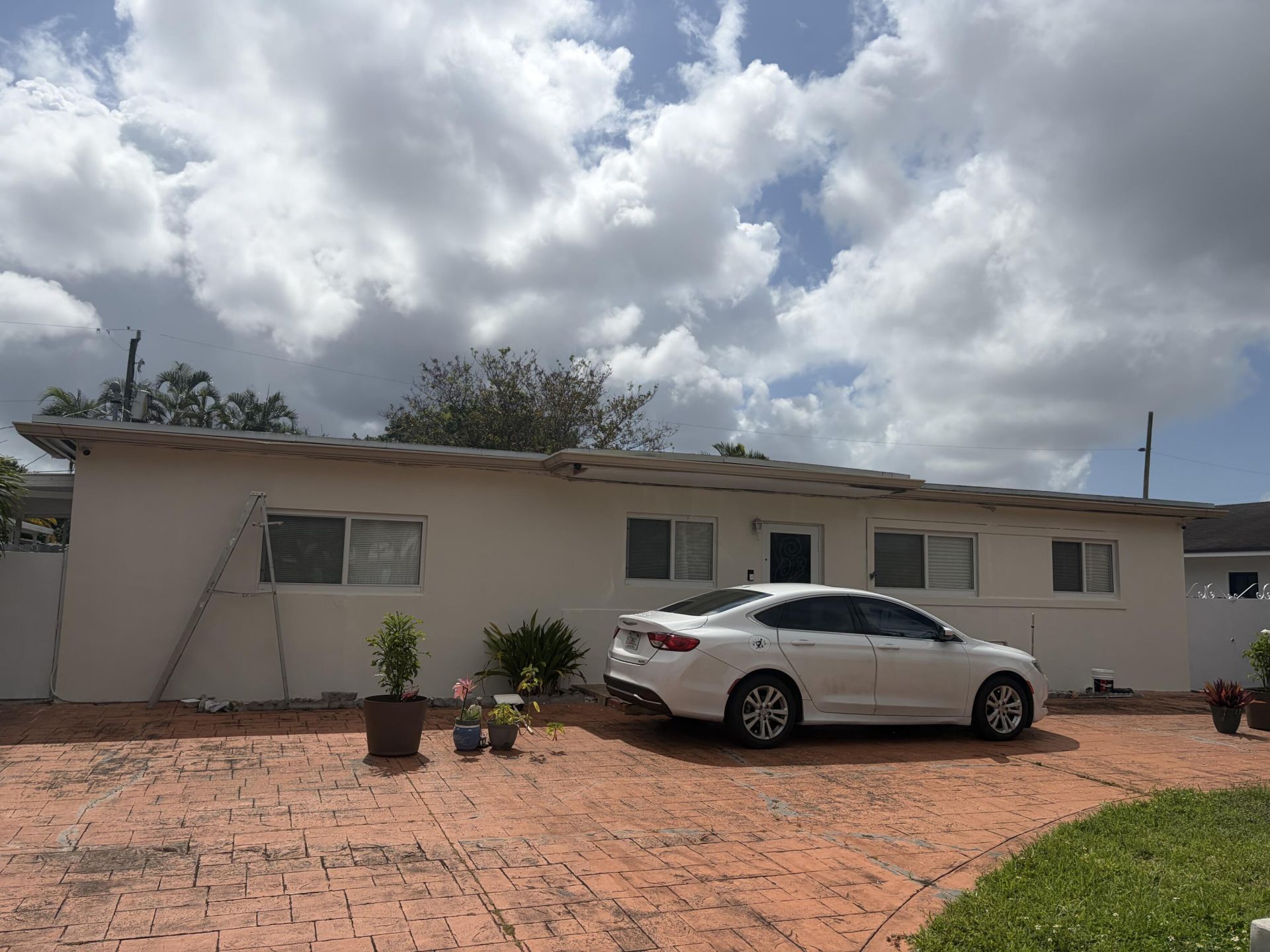 10501 NW 35th Place, Miami, FL 33147 Photo