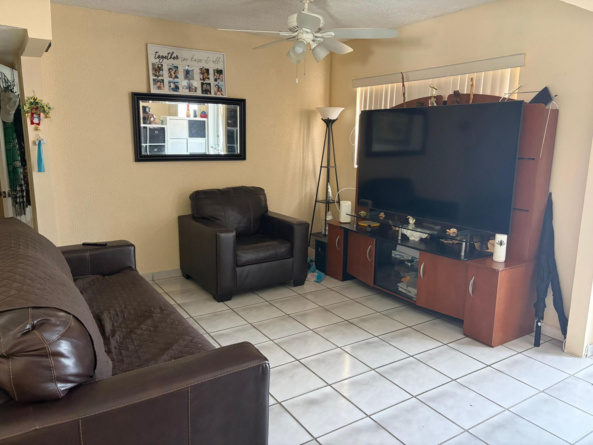 10501 NW 35th Place, Miami, FL 33147 Photo