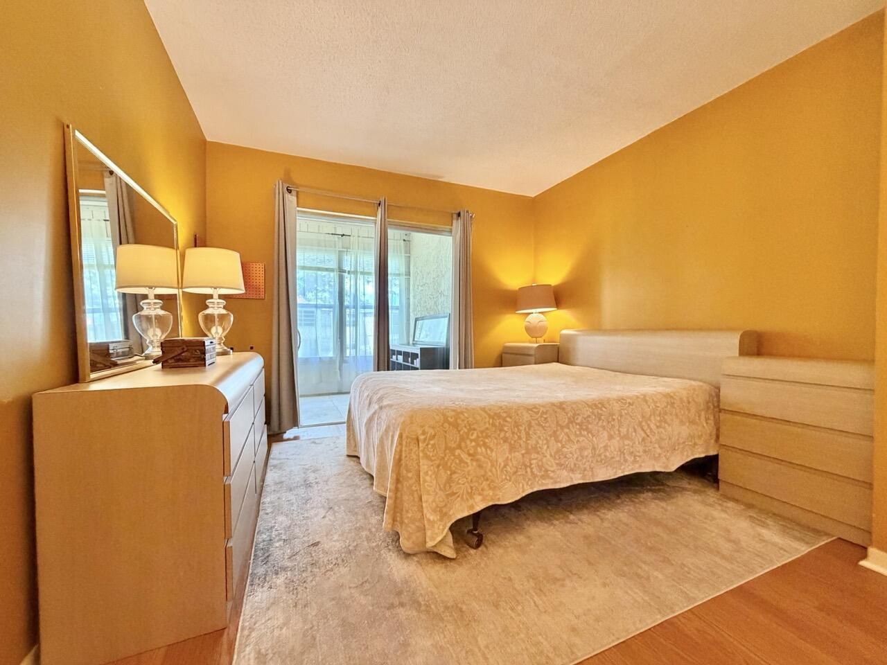 19 Abbey Lane, Unit 204, Delray Beach, FL 33446 Photo