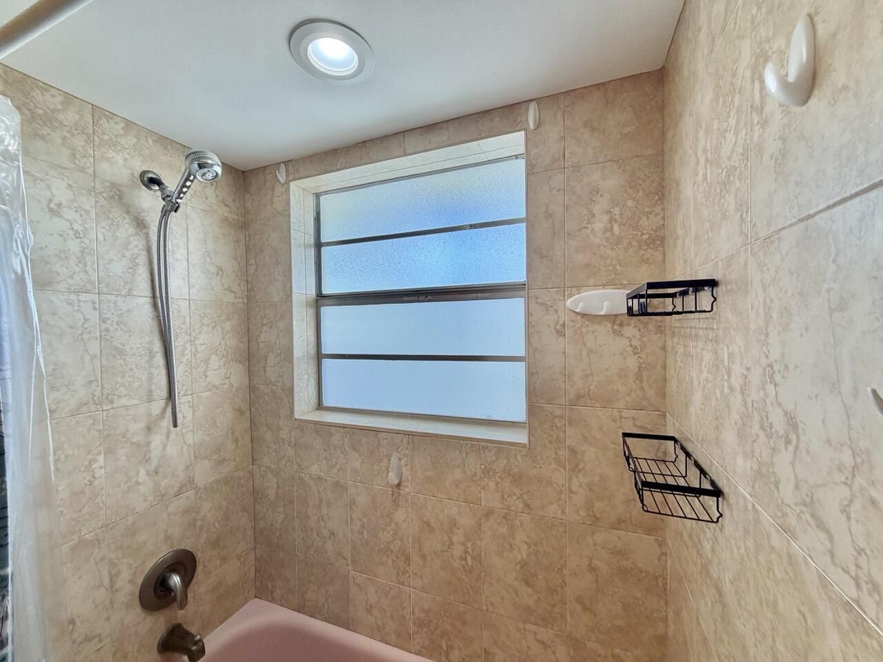 19 Abbey Lane, Unit 204, Delray Beach, FL 33446 Photo