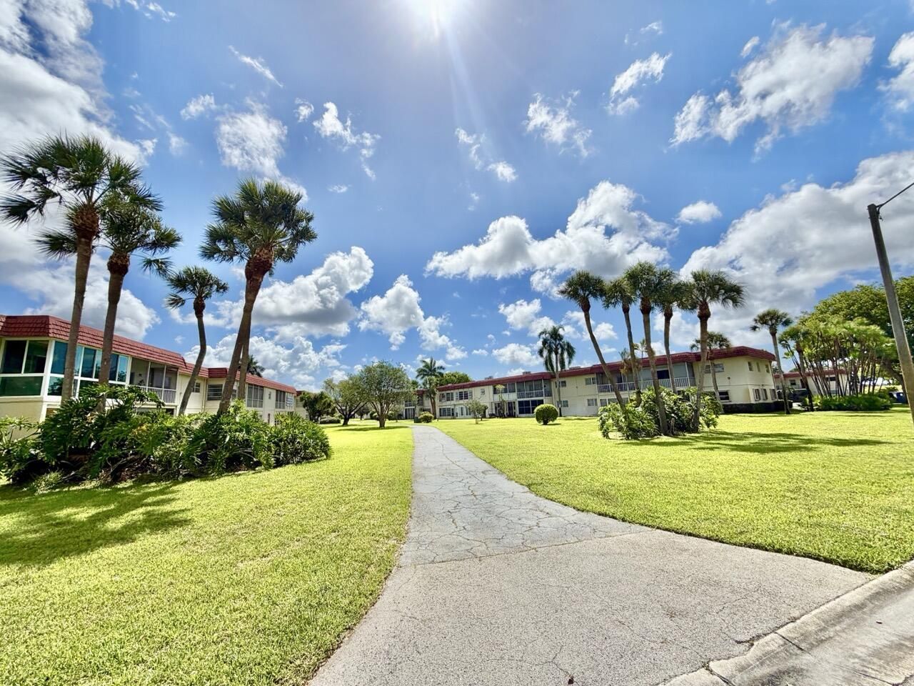 19 Abbey Lane, Unit 204, Delray Beach, FL 33446 Photo