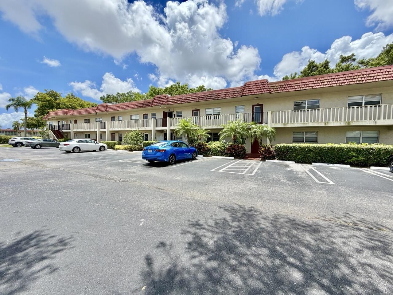 19 Abbey Lane, Unit 204, Delray Beach, FL 33446 Photo