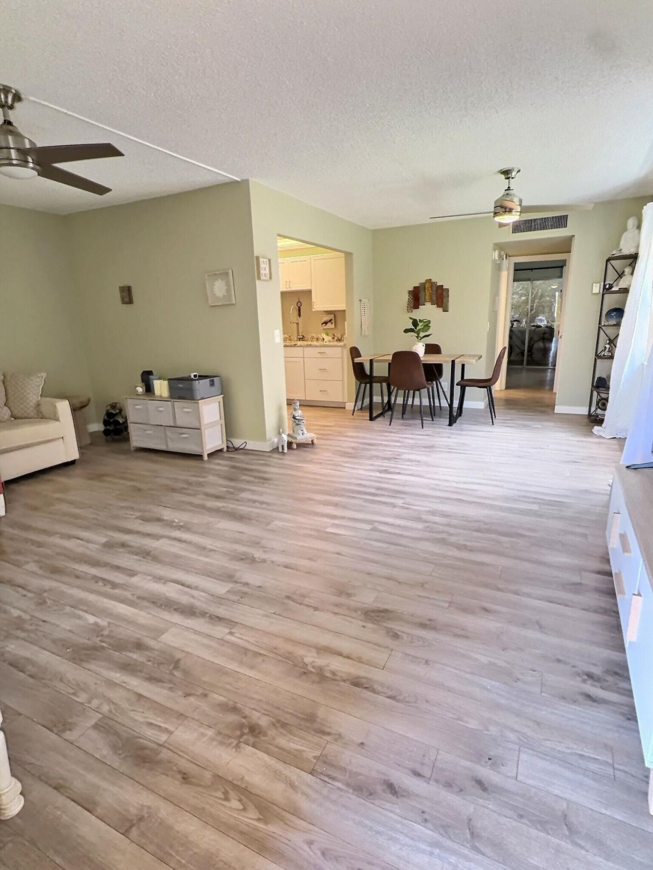 199 E Burgundy E, Delray Beach, FL 33484 Photo