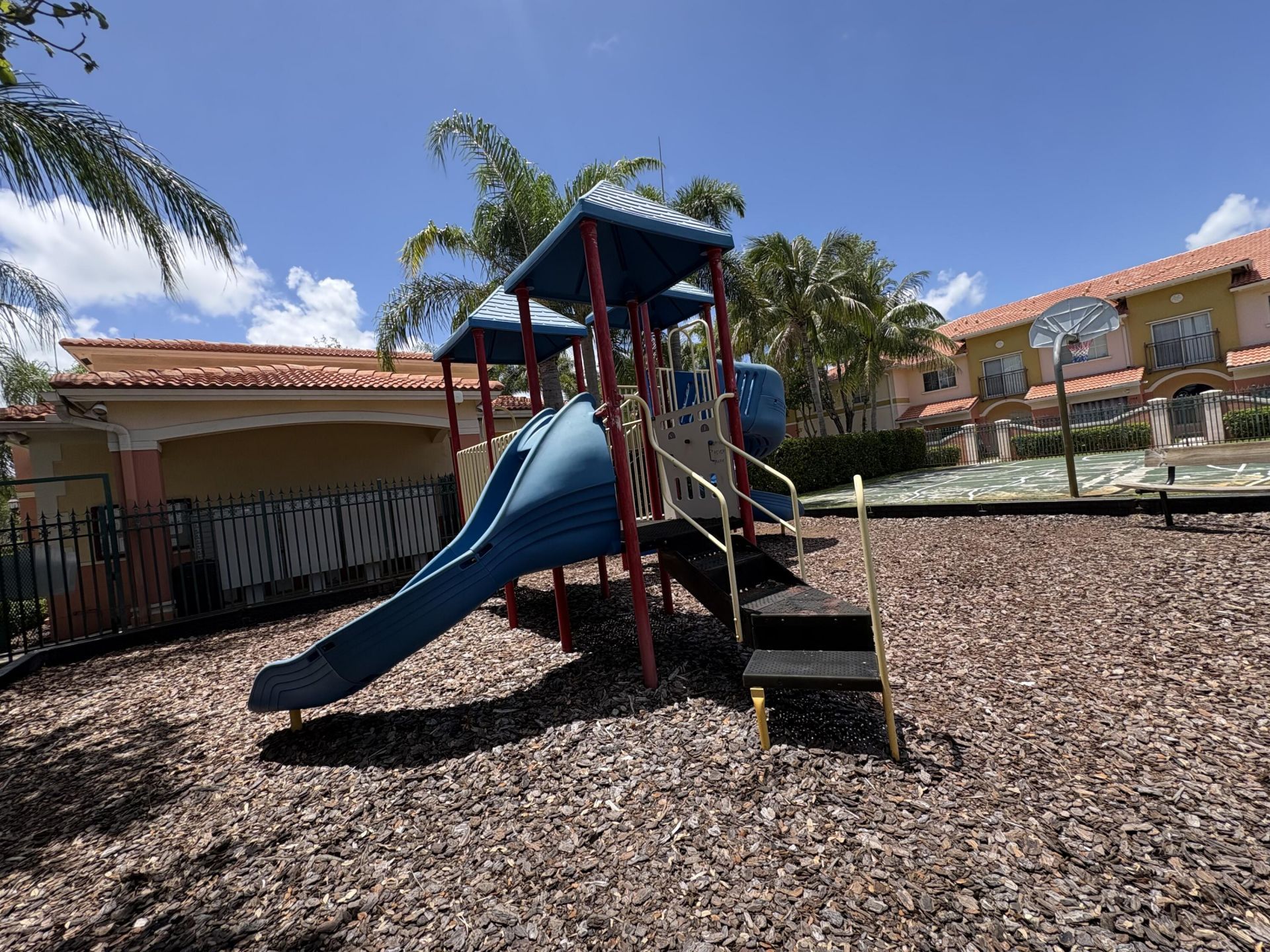 203 S Santa Catalina Circle, Unit 203, North Lauderdale, FL 33068 Photo