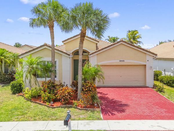 10720 Oak Bend Way, Wellington, FL 33414