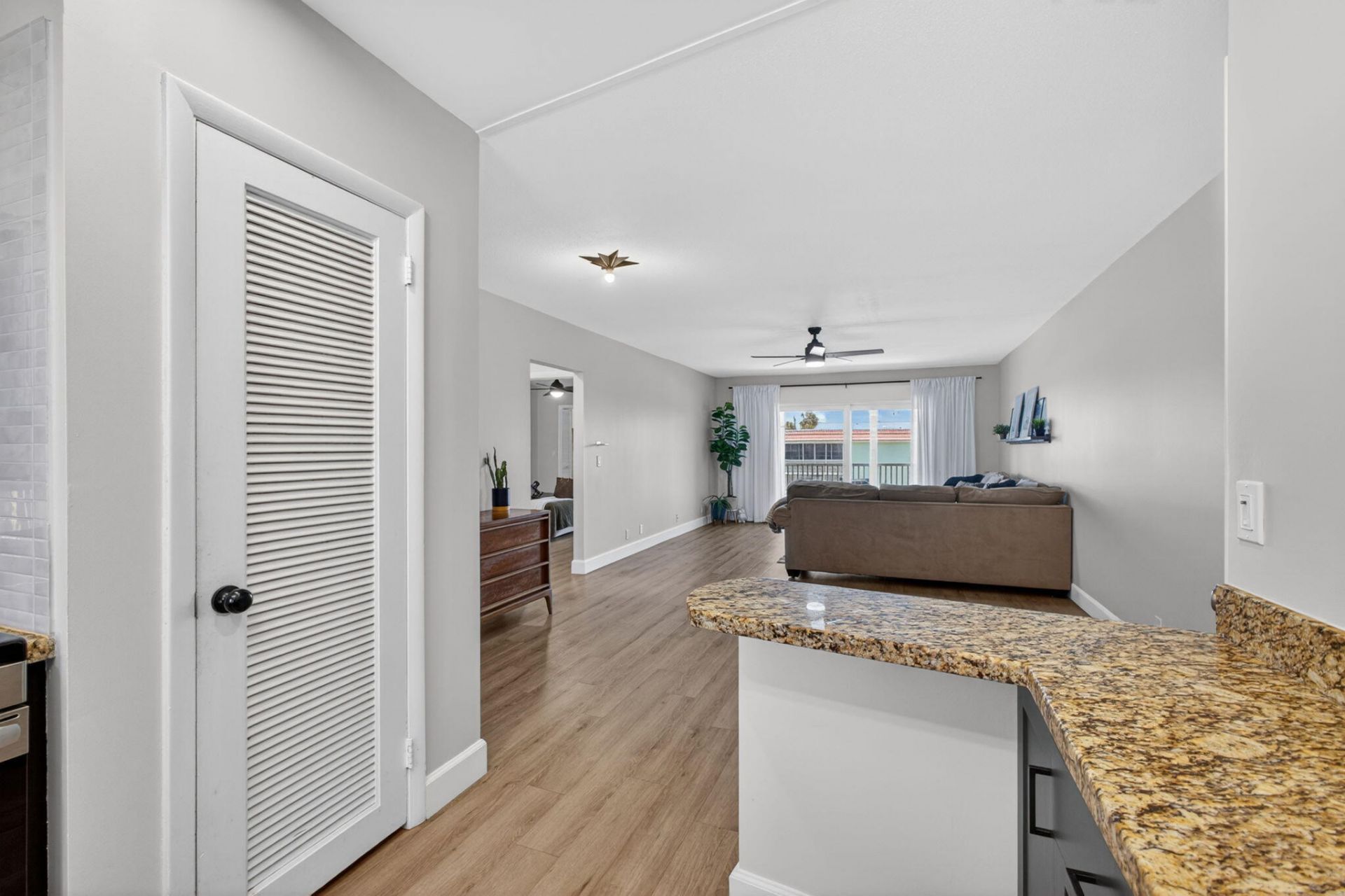 110 Wettaw Lane, Unit 202, North Palm Beach, FL 33408 Photo