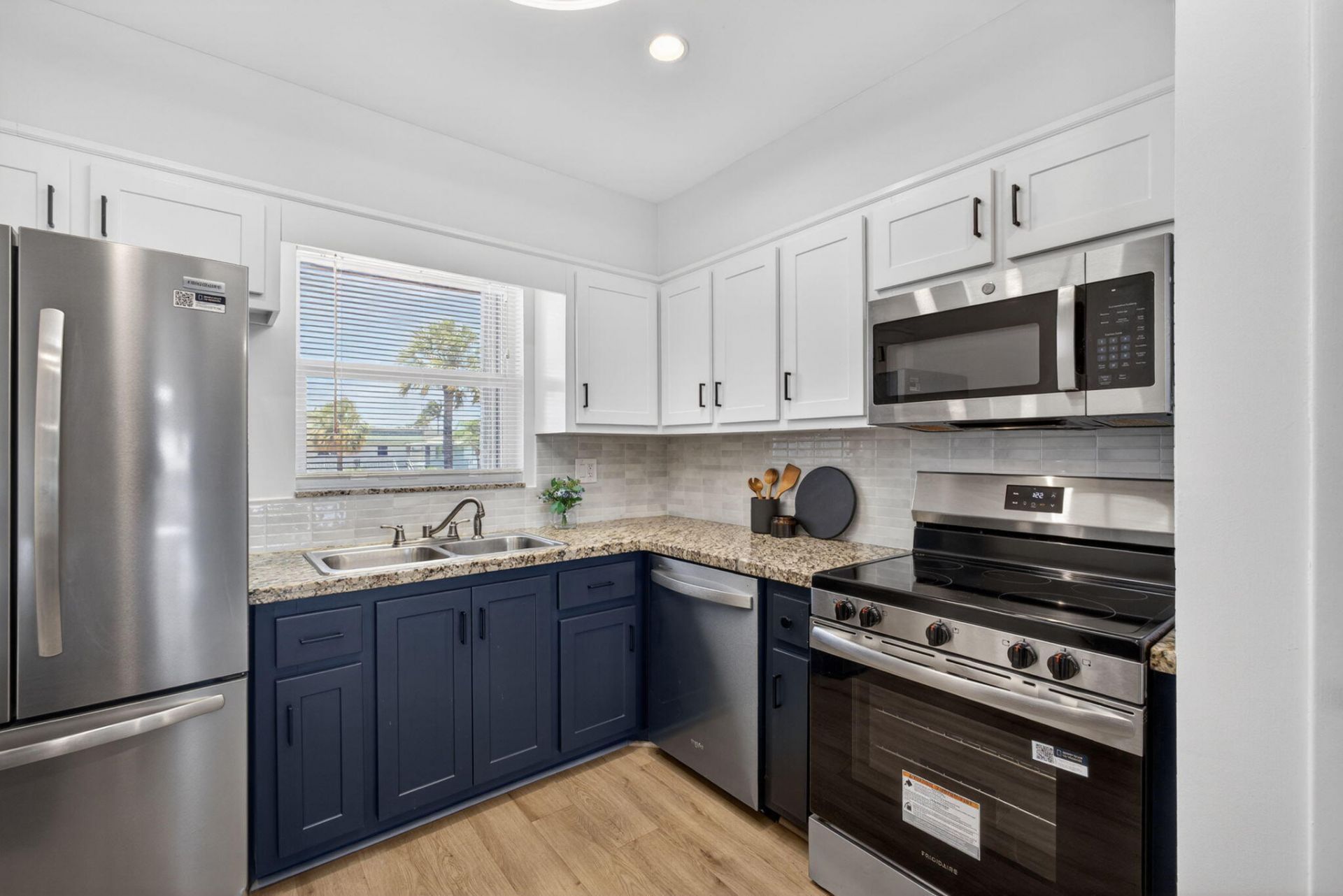 110 Wettaw Lane, Unit 202, North Palm Beach, FL 33408 Photo