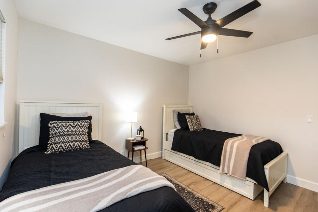 110 Wettaw Lane, Unit 202, North Palm Beach, FL 33408 Photo