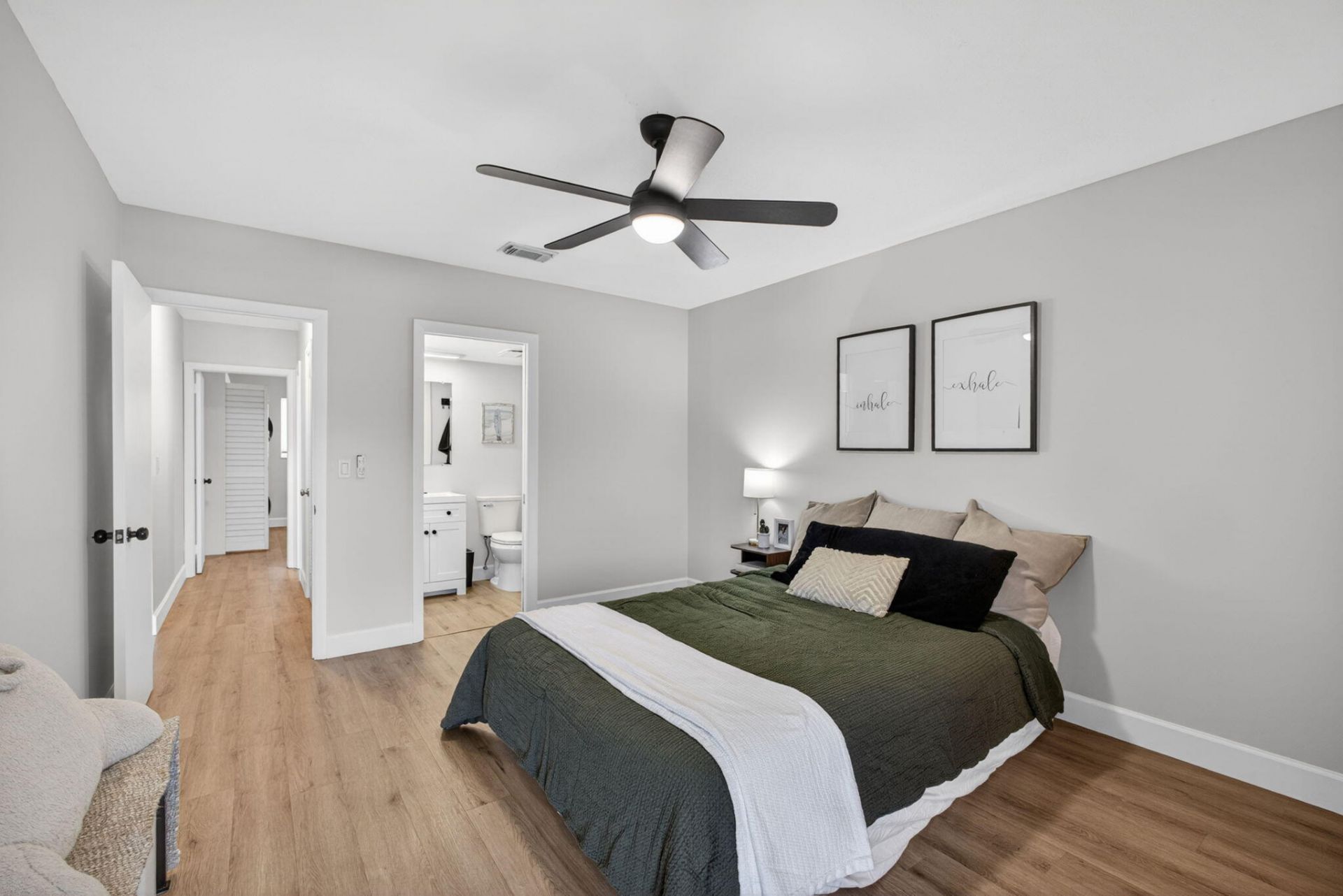 110 Wettaw Lane, Unit 202, North Palm Beach, FL 33408 Photo