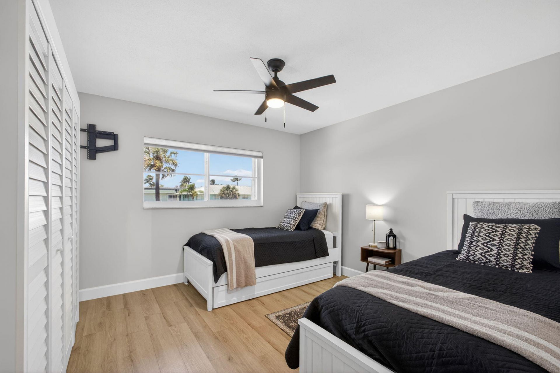 110 Wettaw Lane, Unit 202, North Palm Beach, FL 33408 Photo