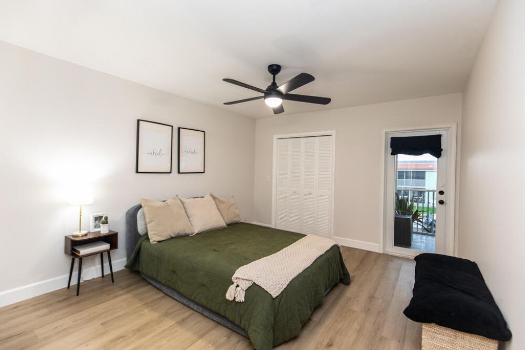 110 Wettaw Lane, Unit 202, North Palm Beach, FL 33408 Photo