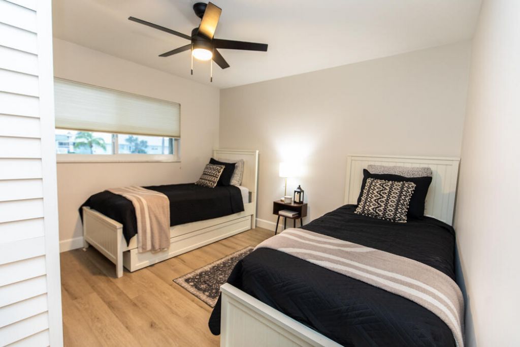 110 Wettaw Lane, Unit 202, North Palm Beach, FL 33408 Photo