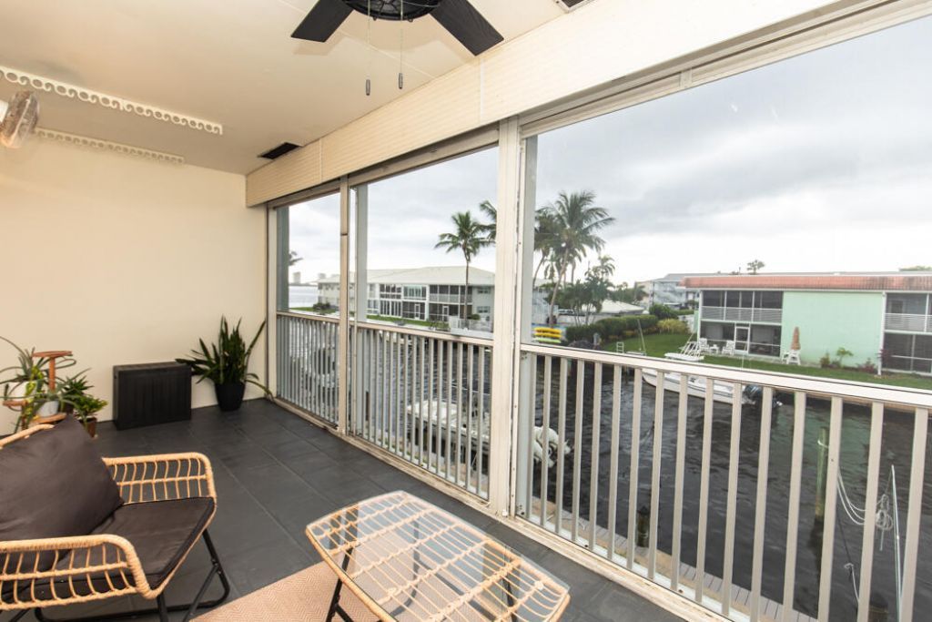 110 Wettaw Lane, Unit 202, North Palm Beach, FL 33408 Photo
