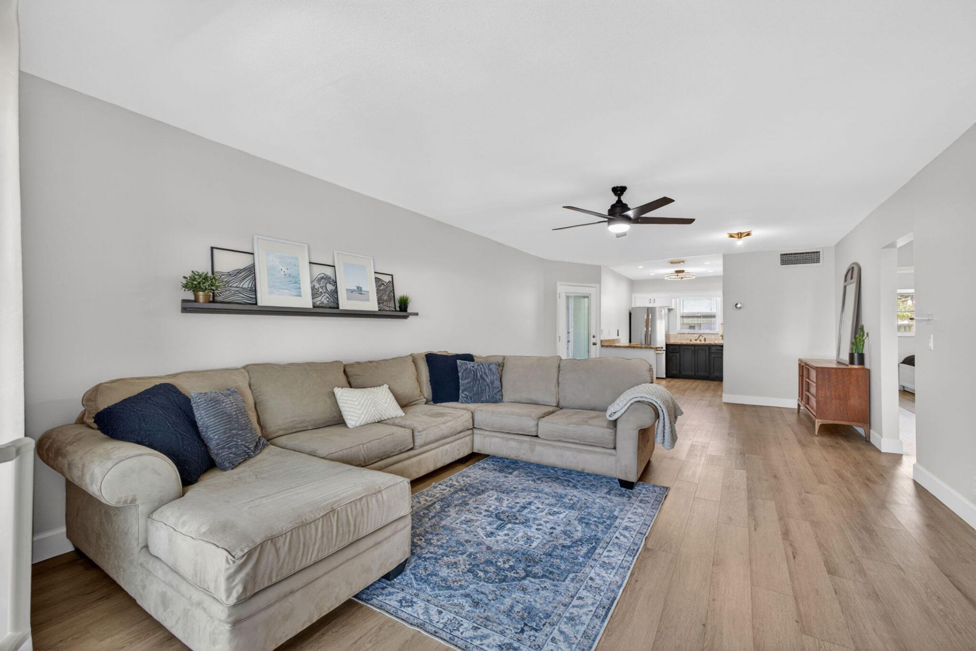 110 Wettaw Lane, Unit 202, North Palm Beach, FL 33408 Photo