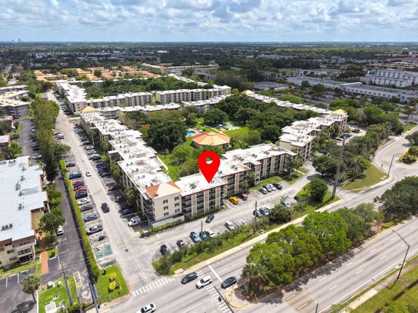 3099 NW 48th Avenue, Unit 260, Lauderdale Lakes, FL 33313