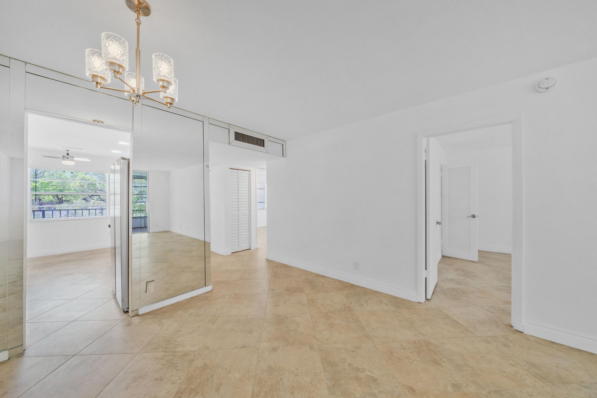 3099 NW 48th Avenue, Unit 260, Lauderdale Lakes, FL 33313 Photo