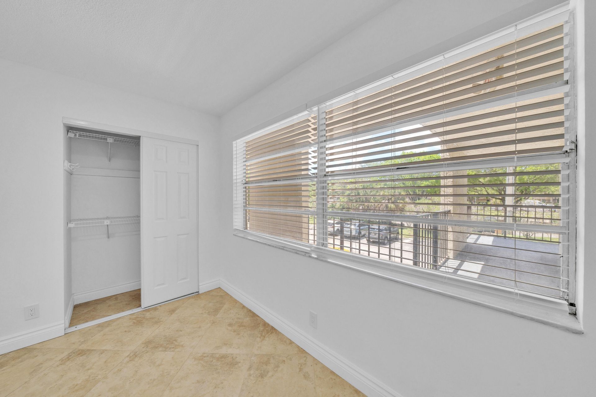 3099 NW 48th Avenue, Unit 260, Lauderdale Lakes, FL 33313 Photo