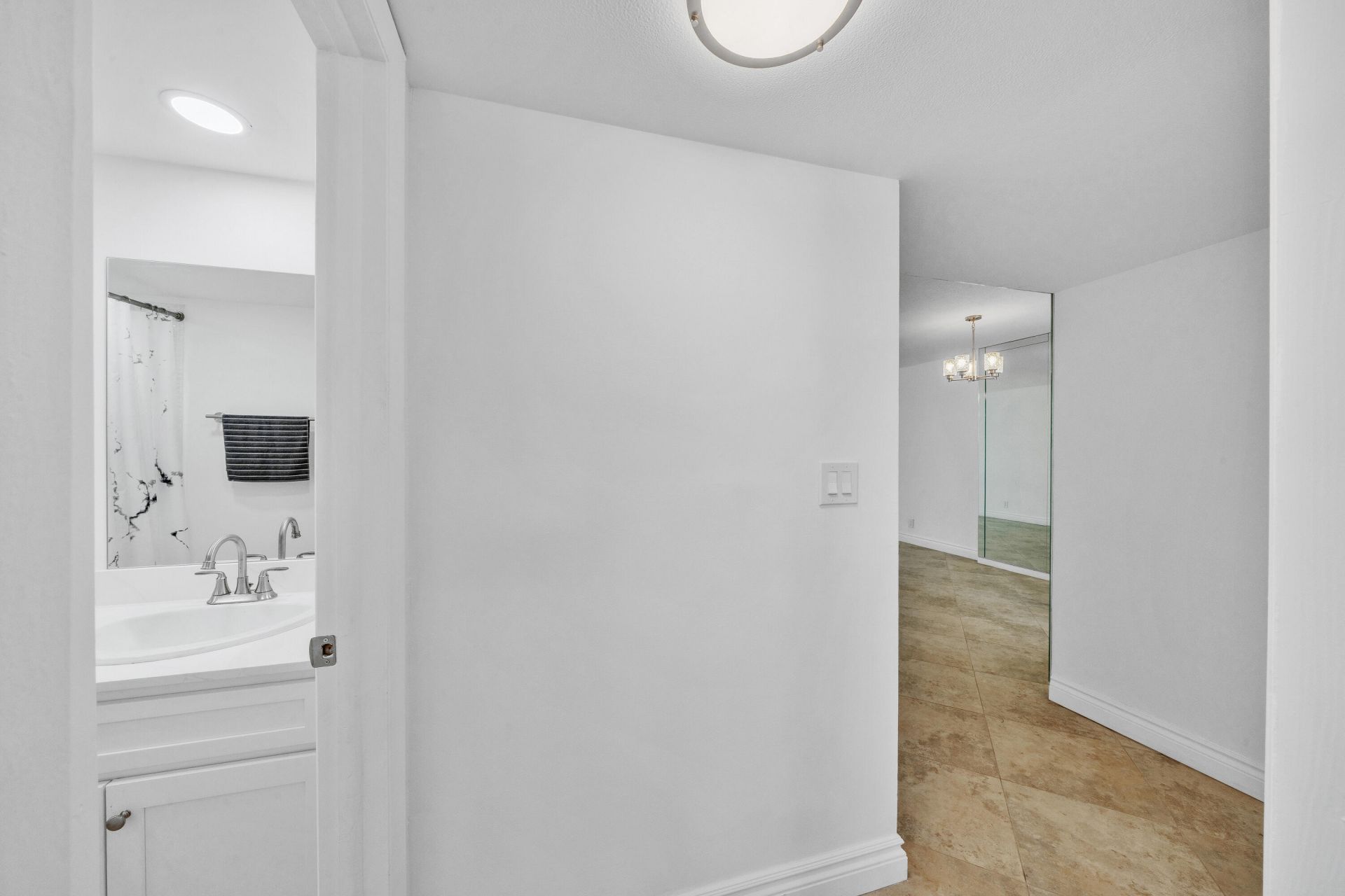 3099 NW 48th Avenue, Unit 260, Lauderdale Lakes, FL 33313 Photo