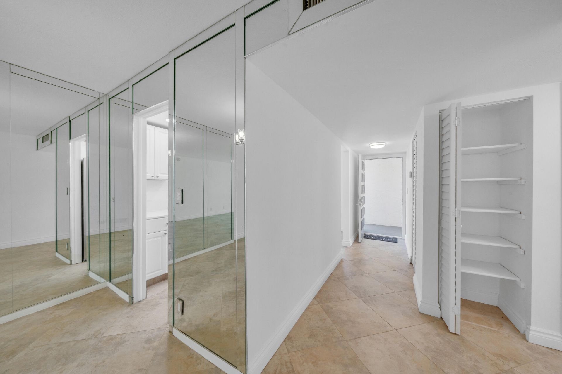 3099 NW 48th Avenue, Unit 260, Lauderdale Lakes, FL 33313 Photo