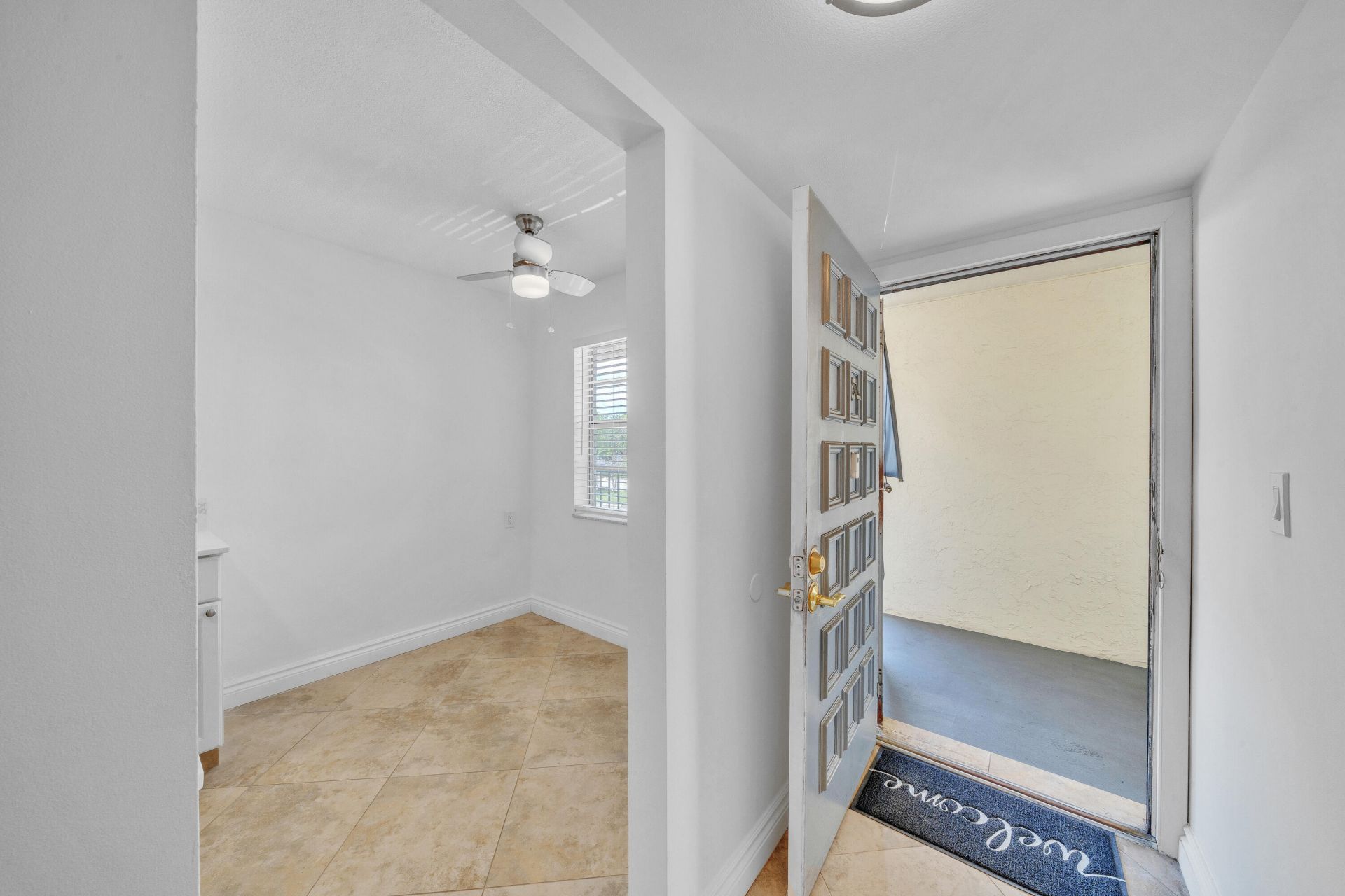 3099 NW 48th Avenue, Unit 260, Lauderdale Lakes, FL 33313 Photo