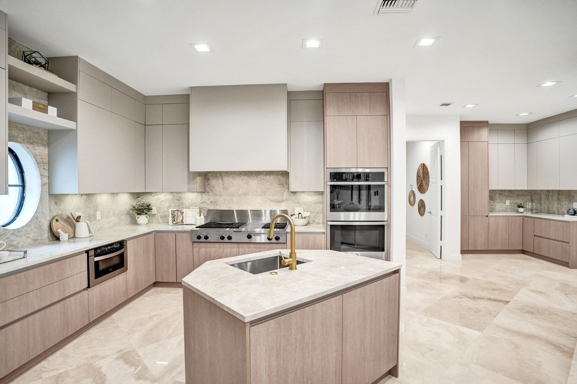 11600 NW 8th Street, Plantation, FL 33325 Photo