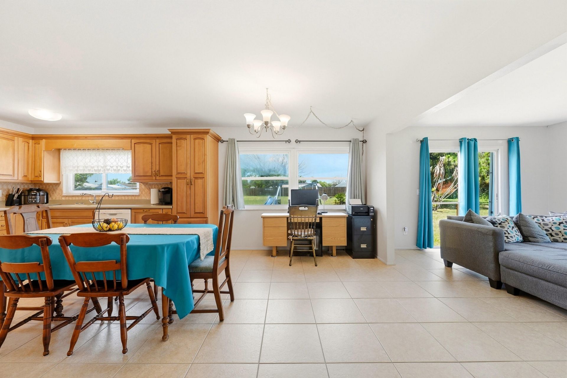 450 SW Kentwood Road, Port Saint Lucie, FL 34953 Photo
