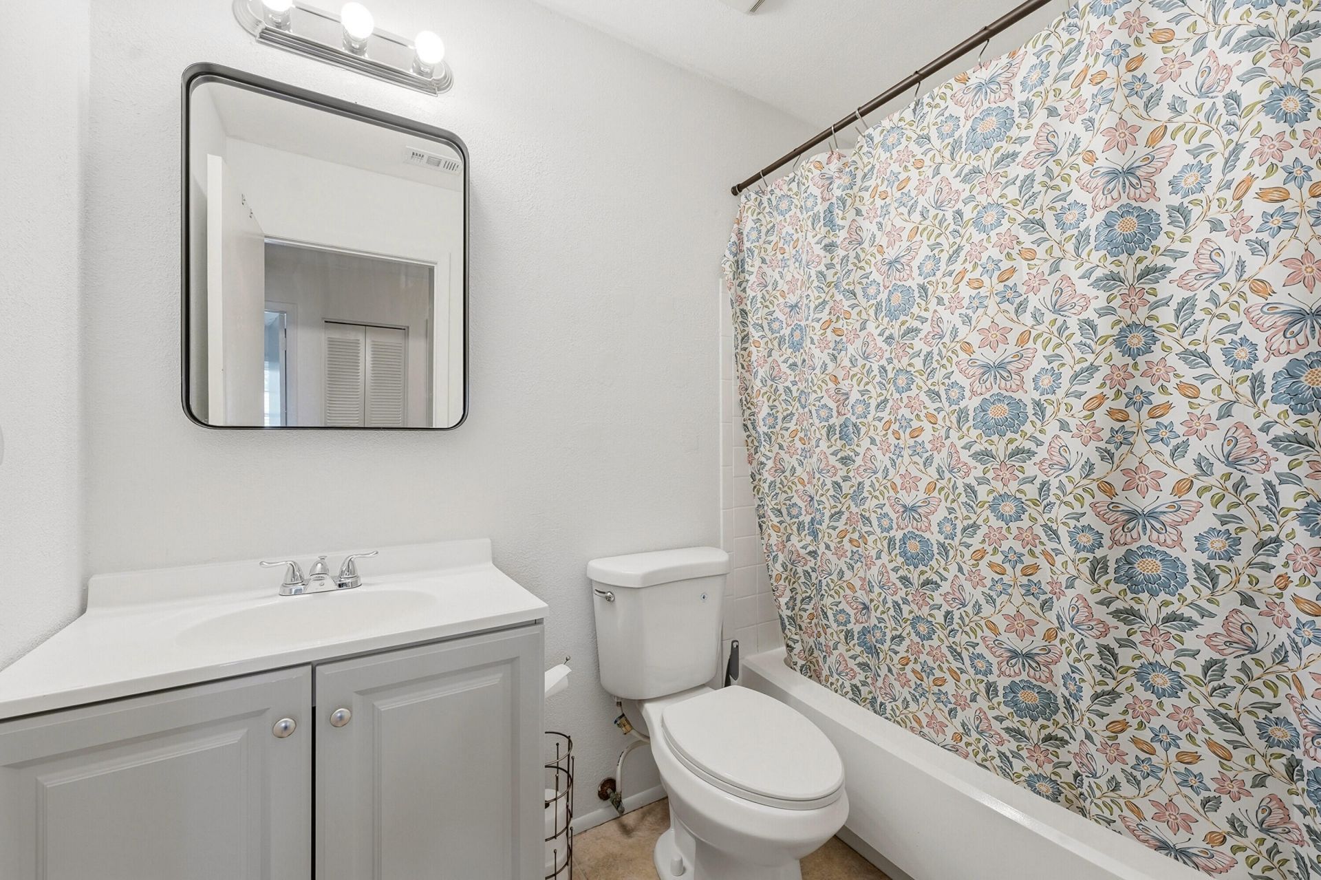 450 SW Kentwood Road, Port Saint Lucie, FL 34953 Photo
