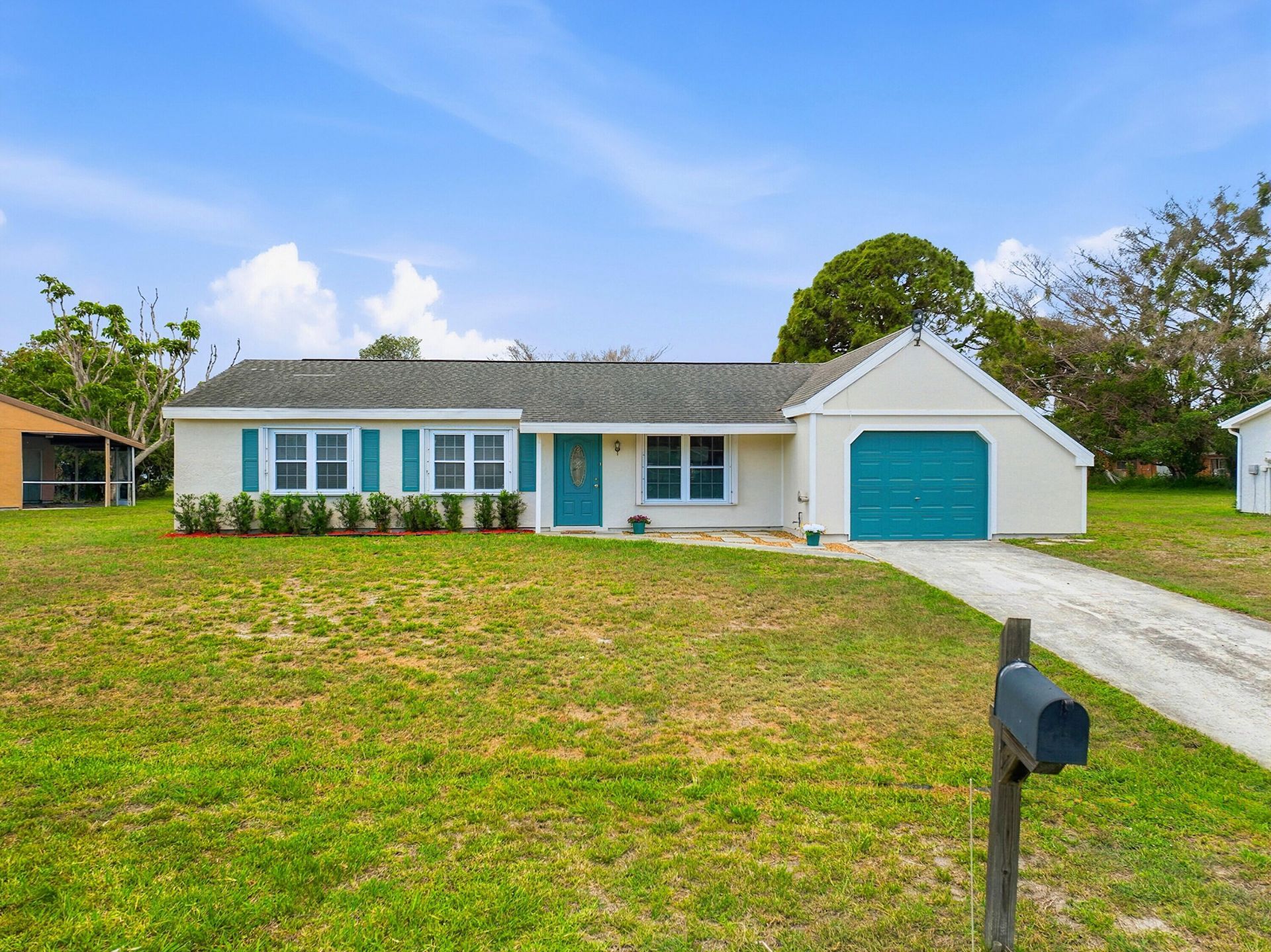450 SW Kentwood Road, Port Saint Lucie, FL 34953 Photo