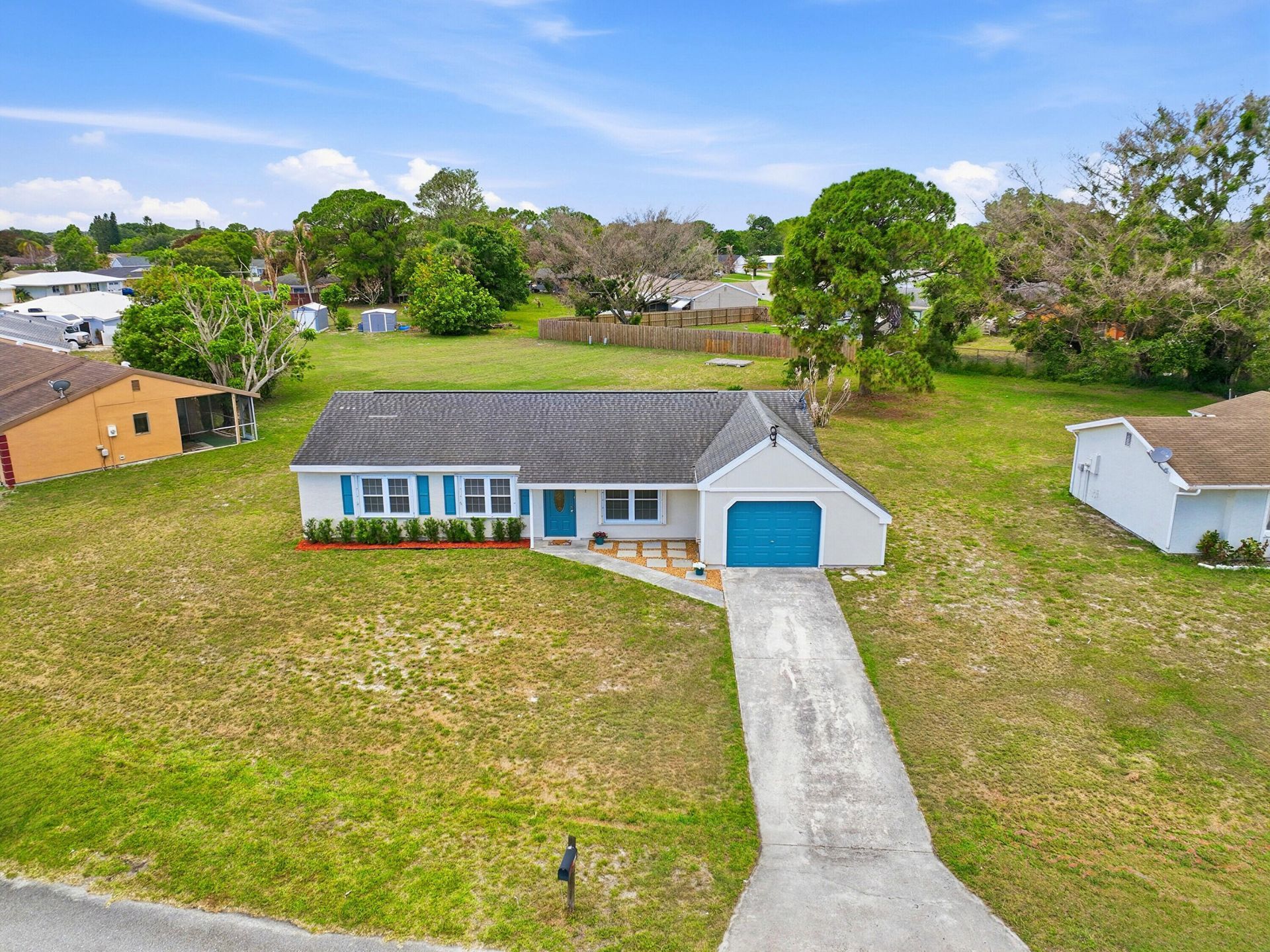 450 SW Kentwood Road, Port Saint Lucie, FL 34953 Photo