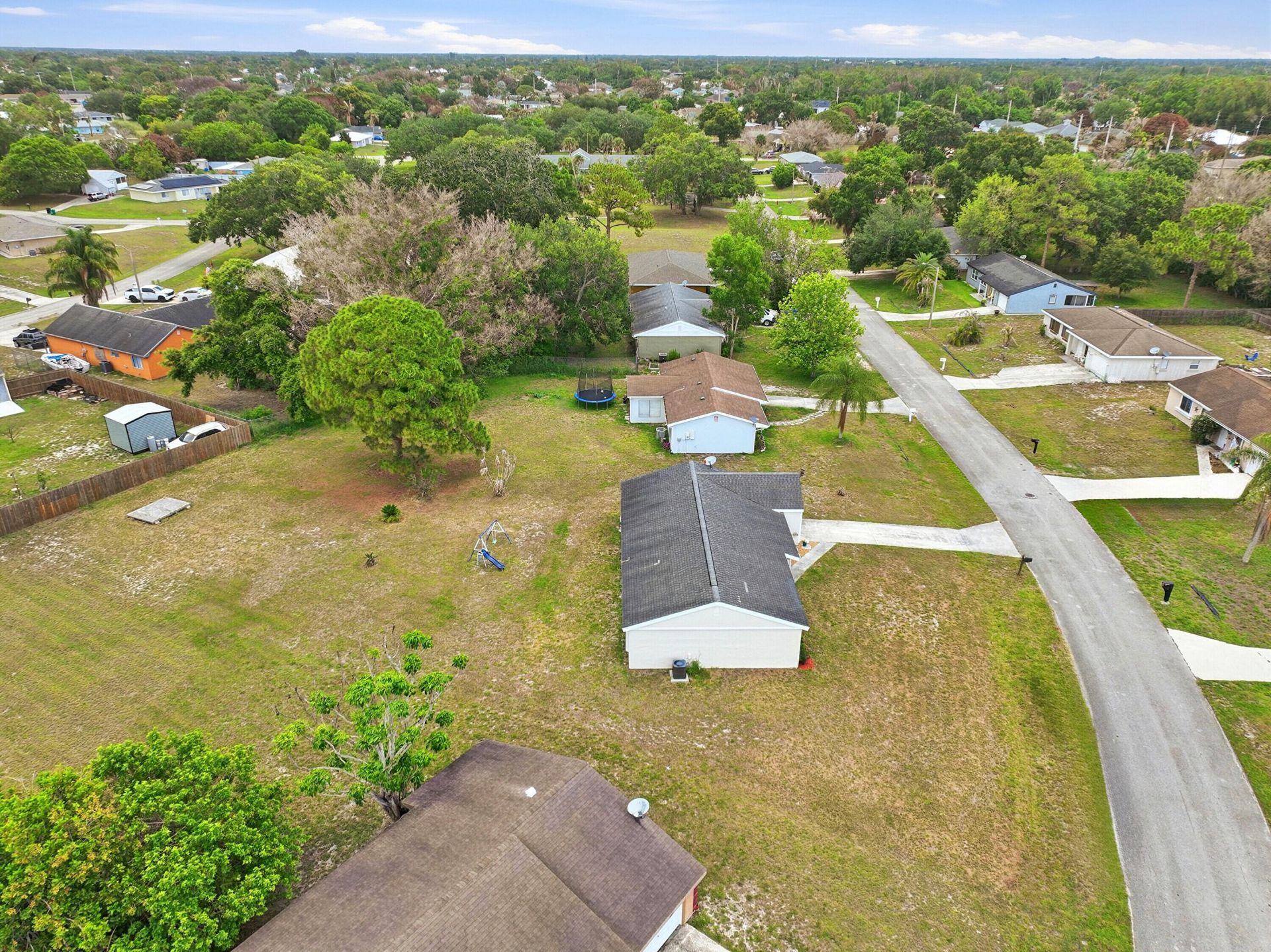 450 SW Kentwood Road, Port Saint Lucie, FL 34953 Photo