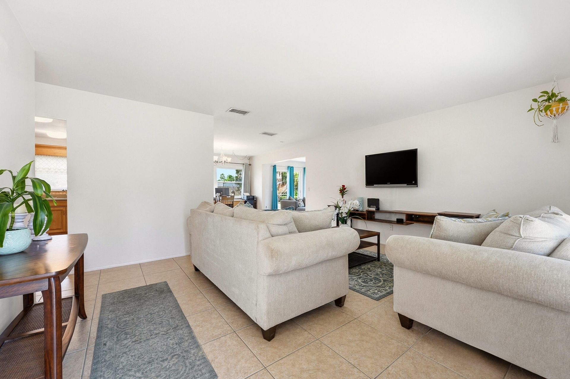 450 SW Kentwood Road, Port Saint Lucie, FL 34953 Photo