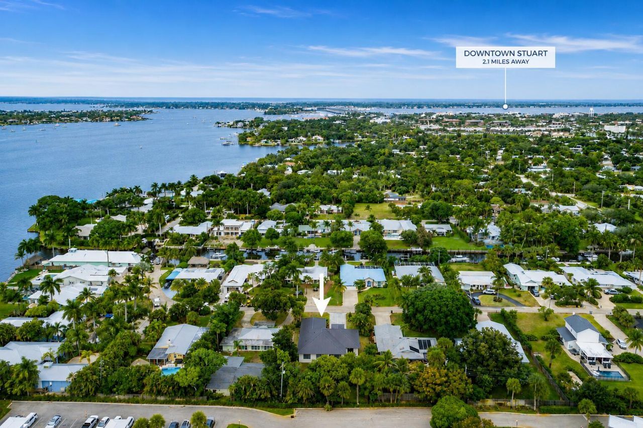 513 SW South Carolina Drive, Stuart, FL 34994 Photo