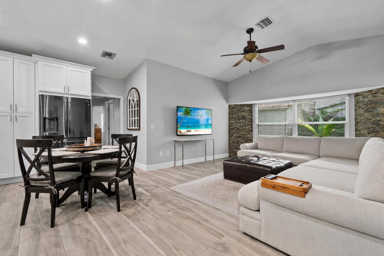 1570 Farmington Avenue, Wellington, FL 33414 Photo
