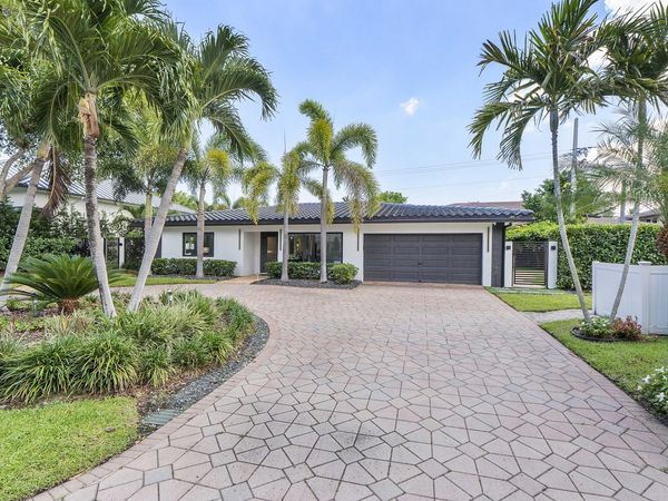 2800 NE 21st Court, Fort Lauderdale, FL 33305